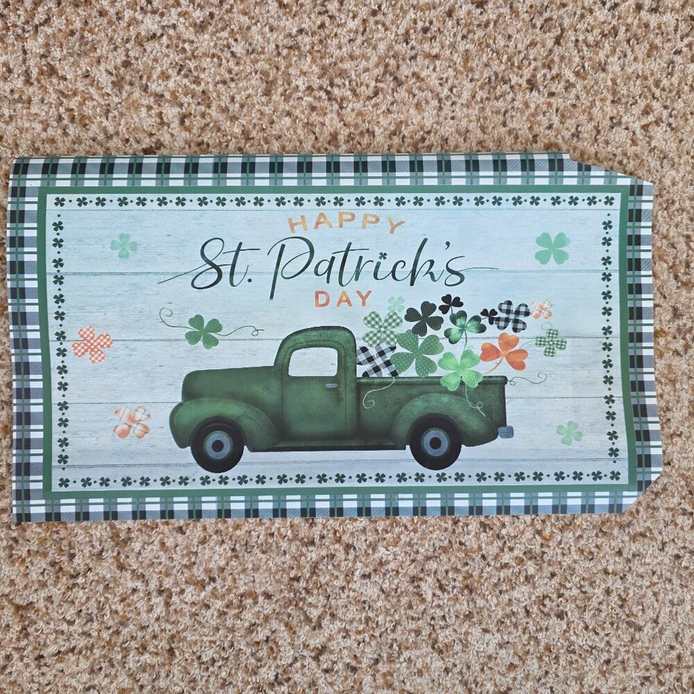 St. Patrick's Day Standard Size Mailbox Cover, Like New